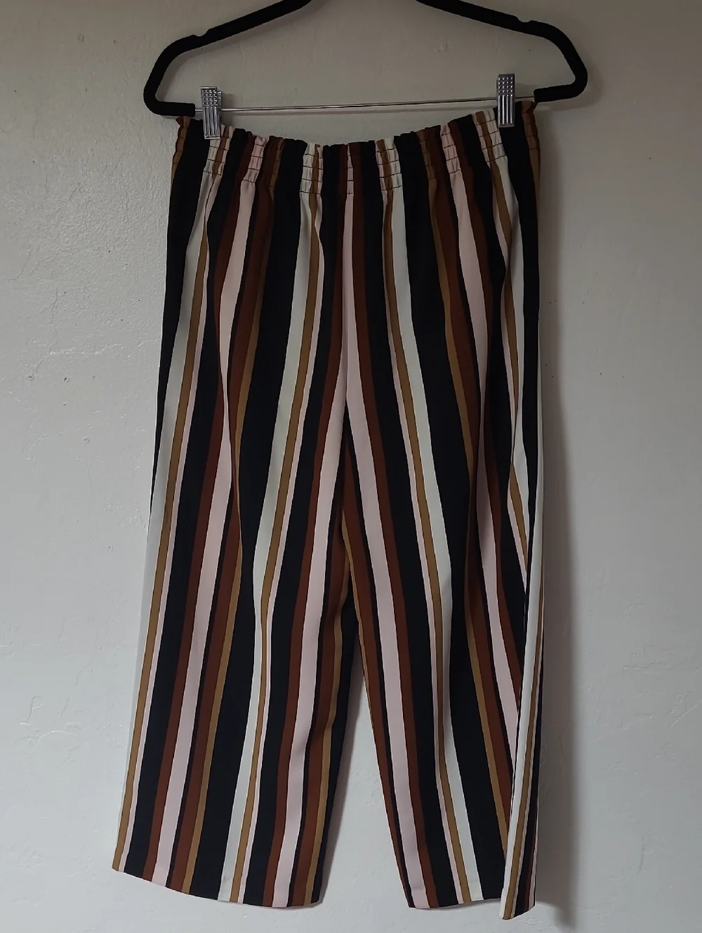 Striped Wide Leg Pant - Picture 5 of 8